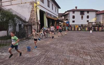 Modu berezian ospatu dituzte sanjoanak Berroetan