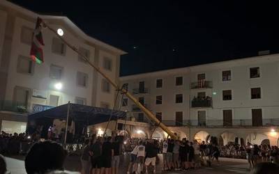 Aise altxatu dute tantaia 2008an jaiotakoek