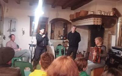 Hogei urtez kultur ekitaldiak hartu ondotik, larunbateko jaialdi bereziarekin itxiko dute Senpereko Larraldea