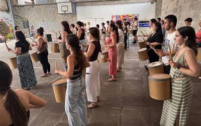 Hasi dira danbor doinuak Soraluzen