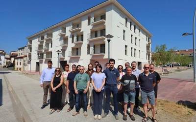 Irailean beteko dira alokairuko 21 etxebizitza babestuak