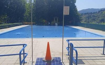 Laudioko udal igerilekuen kudeaketa egiten duen enpresak adierazi du sentitzen dituela azken egunetako gorabeherak eta gertatutakoa azaldu du