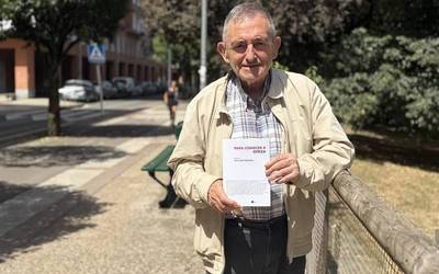 "Saiakera idatzi barik, Oteiza ezagutu zuten 36 lagunen iritziak bildu ditut"