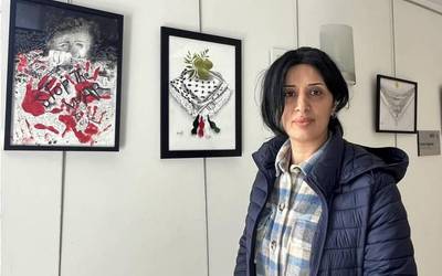 Rouhaifa Kassem artista palestinarrak ‘Ipuin artistikoak’ erakusketa dakar Debara