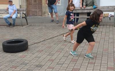 Umeak izan dira protagonista herri kirol parte-hartzaileetan