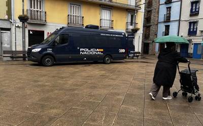 Debak NANa eta pasaportea izapidetzeko data berria du, uztailaren 29an