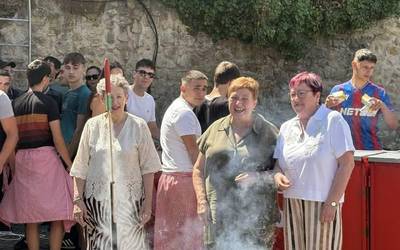 Jostunek abiatu zituzten Urdiaingo festak