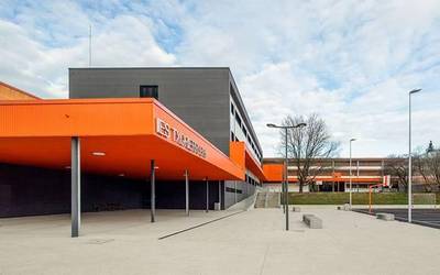 Ertzaintzako Lehergailuak Indargabetzeko Unitateak azido pikrikoa zeukaten hiru pote neutralizatu ditu Txorierri BHIn