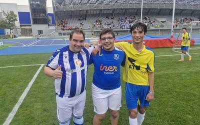 Futbolean ere denontzako lekua dagoelako