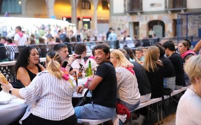 Festetarako prestatzen dabil Antzuola, eta badaude kontuan hartzekoak
