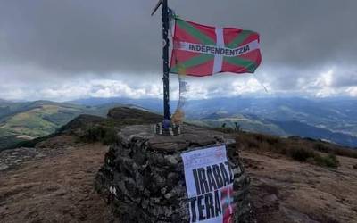 'Euskal Herria irabaztera! Faxismoari ez!' iraileko Donostiako mobilizazioari begira deialdi ezberdinak egin ditu Ernaik