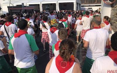 Gizonkeriarik gabeko besten aldeko aldarria egin du Xulufrinak Lesakako Sare Feministak