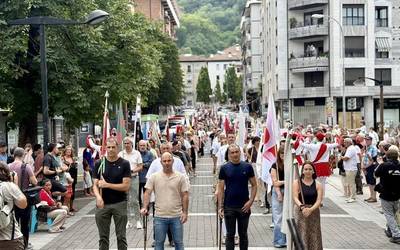 50 urteren ostean, Bergara berriz ere Euskal Herriko ehunka hautetsiren topaleku