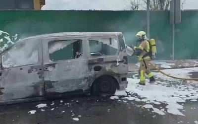 [BIDEOA] Auto batek su hartu du Mallabian