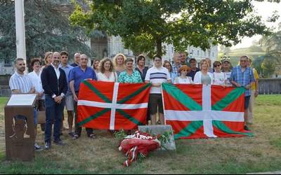 36ko gerrako gudariak goraipatu dituzte Loiolan, Eusko Gudarostearen sorreraren 90. urteurrenean