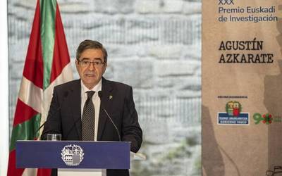 Eztabaida zientifikoen erabilpenaz ohartarazi du Azkaratek