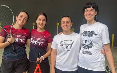 Bihar arratsaldean jokatuko dituzte Mendaron frontenis txapelketako finalak