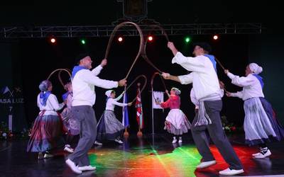 Anadolu, Biemb’Art eta Gorantzaileak, Nazioarteko Folklore Jaialdian