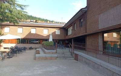 Uretz tabernaren lizitazioan Udal gobernuaren "aurreikuspen falta" salatu du EAJk