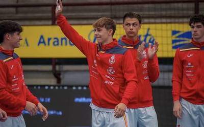 Gaur abiatuko du Europako Txapelketa Markel Errasti eskubaloi jokalari aiarrak