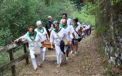 Mendaroko Santa Ana eguna, Santi Agirre argazkilari zumaiarraren begietan