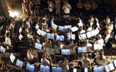 Adhoc Vakantiorkest kontzertu-orkestra berezia Bergaran