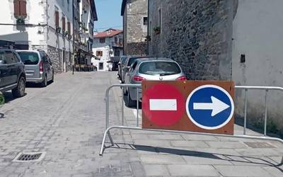 Arantzako Goiko Karrika norantza bakarrekoa izanen da uda honetan ere