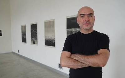 Victor Rios: "Paisaia errealitatearen abstrakzioa dela proposatzen dut nire lanetan"