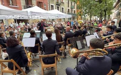 Milagroko bandaren musikak hartu du Durana kalea beste urte batez