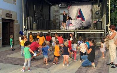 Bihar eta etzi ospatuko dira San Bartolomeak Uribarri auzoan