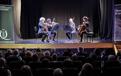 Seikilos laukoteak Aramaion egindako emanaldiak itxi du Arabako Musika Klasikoko Zikloa