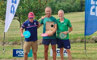 Ongi bukatu eta ongi hasi dute denboraldia Baxi Basajaunako disko golf jokalariek