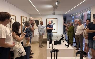 Oreka Art gainezka izan zen Baroja Collet artistaren erakusketaren inaugurazioan