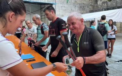 [BIDEOA] 572 parte hartzaile izan dira Aresoko Mendi Martxan