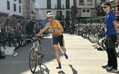 Triatloia, pilota eta kiroldegia
