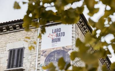Ondare zientifikoa bisitarien esku jarriko du Laboratoriumek urrian