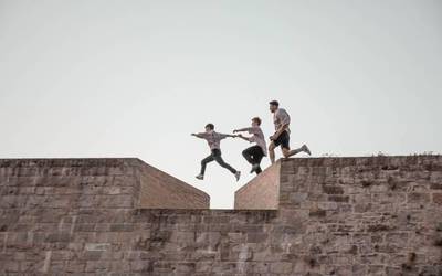 Parkour ikuskizuna eginen dute igandean Elizondon