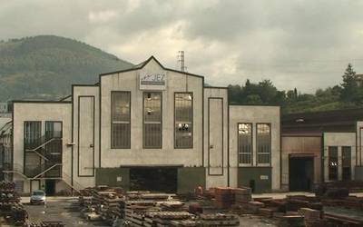 LAB sindikatuak salatu du diziplinazko kaleratze "neurrigabea" egin duela Voestalpine Railway Systems JEZ enpresak
