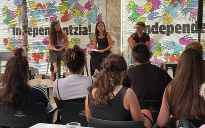 Bosgarrenez ospatu dute Aurrera Bolie eguna Arrasaten