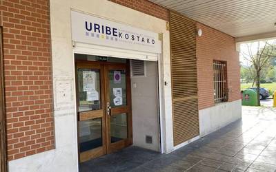 Uribe Kostako Mankomunitateak migratzaileentzako harrera zerbitzu juridikoa martxan jarri du