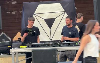 Musika elektronikoa lau haizeetara zabaldu zuen zapatuan Osynth Egunak