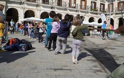 Euskara "kalean bizitzeko gonbidapena", urriaren 10erako