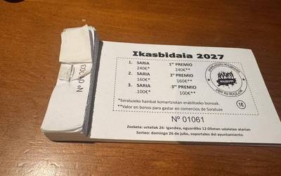 Ikasbidaiako errifen lehen sariaren zenbatekoa hurrengo sari bati gehituko diote