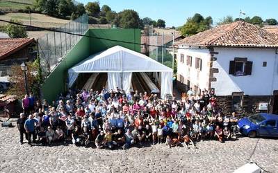 [ARGAZKIAK] Gorostapoloko frontoiaren mendeurrena ospatu dute erratzuarrek