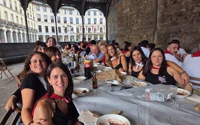Belaunaldi desberdinen artean ospatu zuen Galtzagorri Kultur Elkarteak 40. urteurrena
