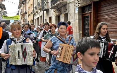 Festaz jantzi da Agurain abere azoka tradizionalean