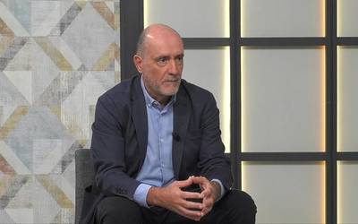 Iñaki Esparza: "UNEDen erdipresentzial metodologiak desberdintzen gaitu"