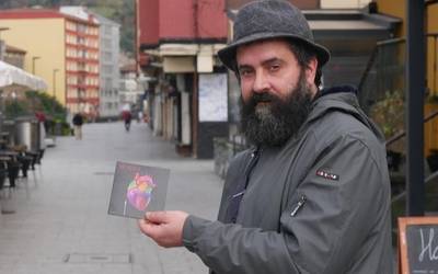 Igor Arzuaga musikari eta sortzaile laudioarra hil da
