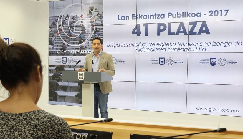 2017ko EPEa onartu da, 41 plaza guztira