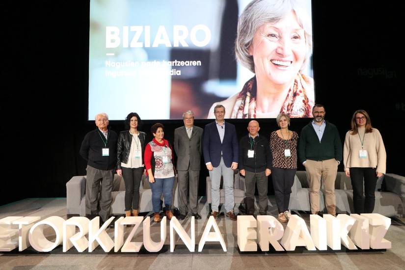 Adineko pertsonen parte-hartzea indartuko du Aldundiak AdinBerri estrategiaren bitartez